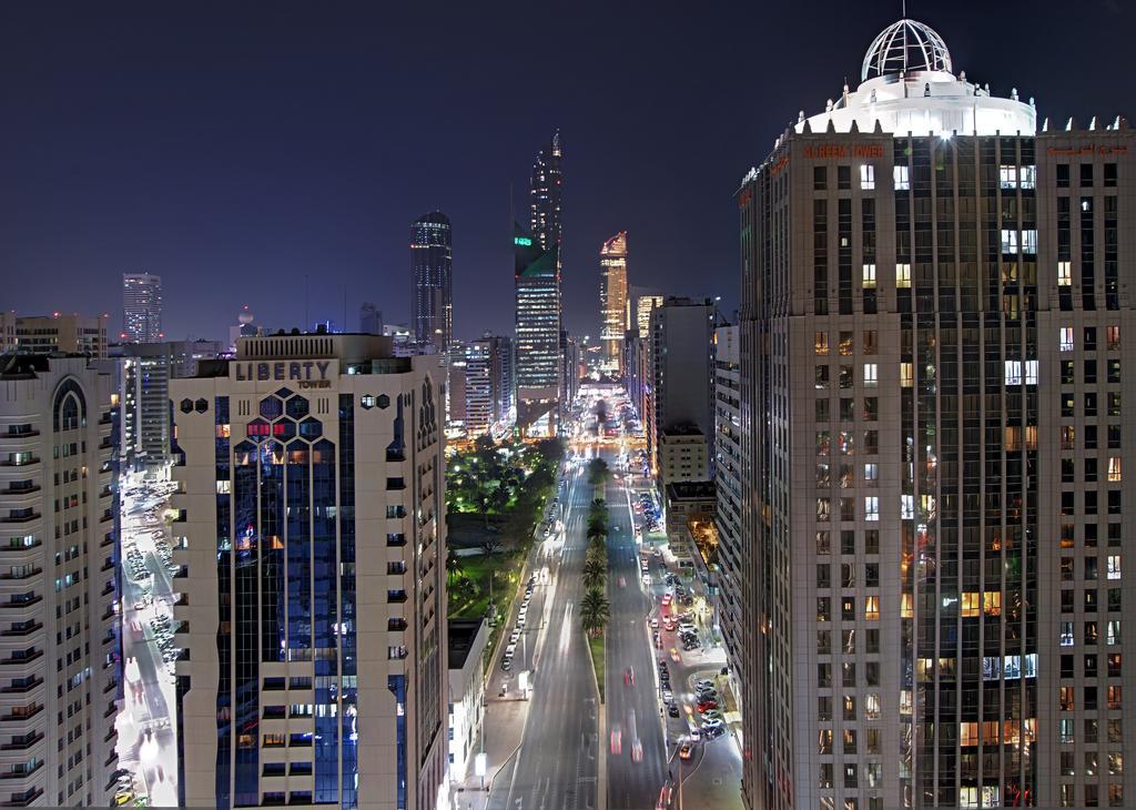 Tryp By Wyndham Abu Dhabi City Center Exterior foto